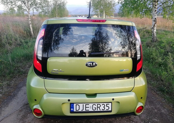 Kia Soul cena 47000 przebieg: 132440, rok produkcji 2015 z Góra małe 56